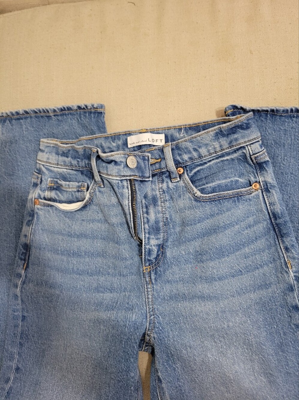 LOFT Women's Light Wash Straight Leg Jeans